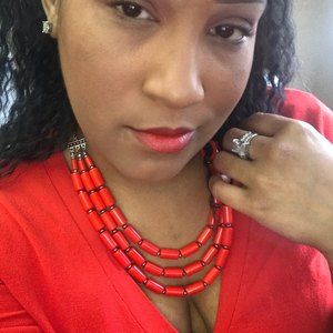 Meet your Posher, Tiffany